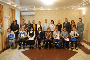 В Приморском районе состоялась торжественная церемония вручения паспортов гражданам, достигшим 14-летнего возраста