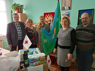 Администрация муниципального образования «Заостровское» собрала более 80 килограммов гуманитарной помощи