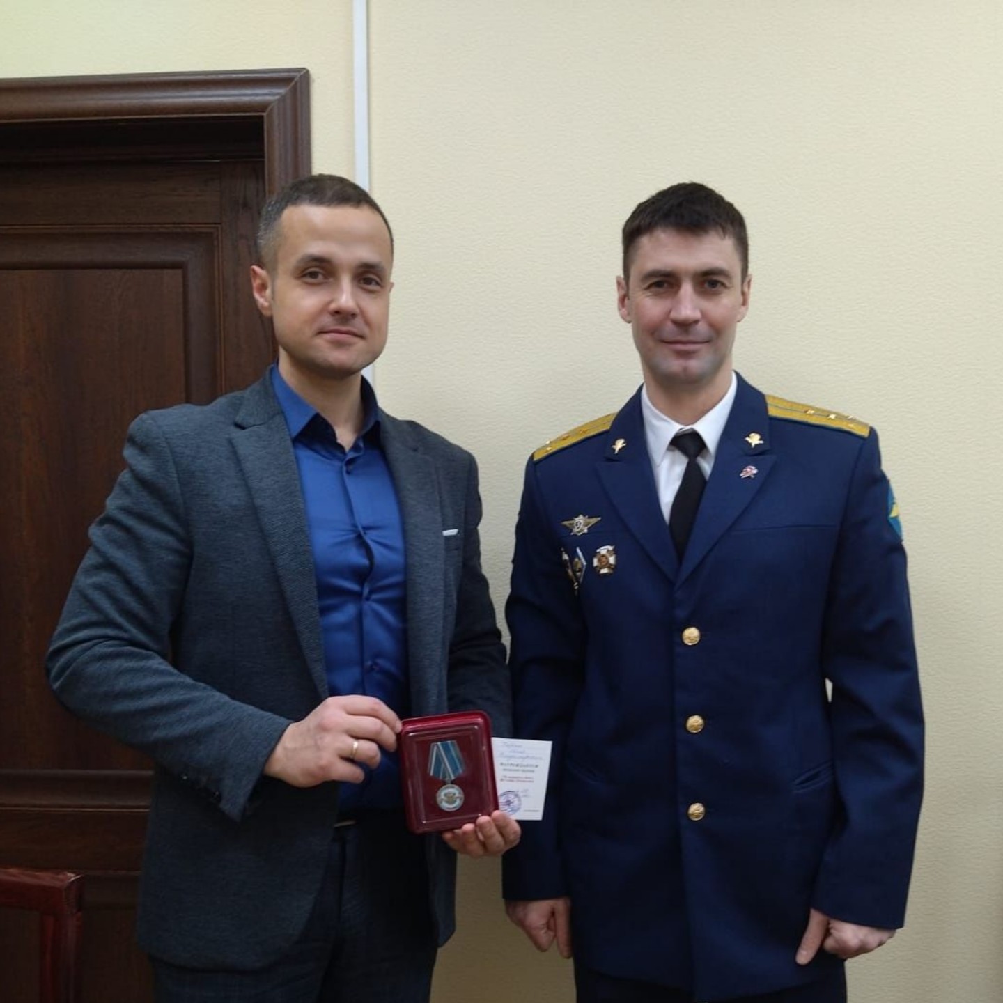 Директор Уемской школы Илья Тюрин награжден медалью ордена «За верность долгу. Во славу Отечества»