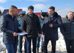 Представители правительства региона и администрации Приморского района проверили ход работ по устранению аварии в поселке Уемский